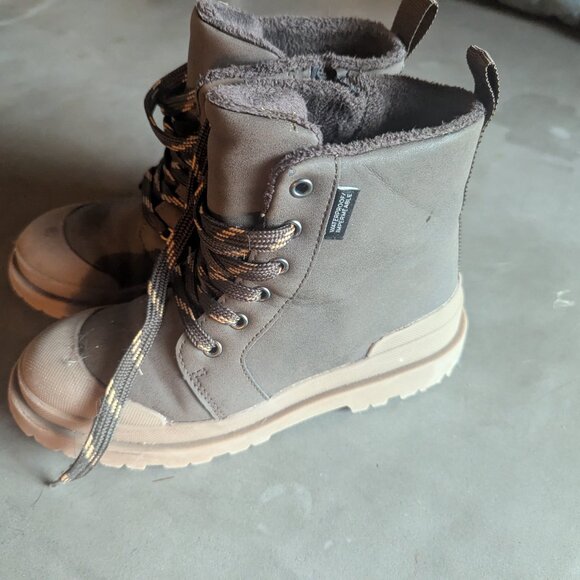 Zara Kids CONTRASTING HIGH-TOP SNEAKERS Khaki Green | Size 2 - Picture 3 of 16